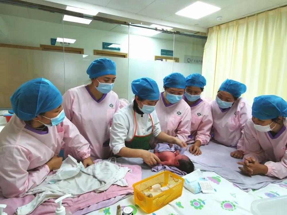 北安市妇婴监护型护送